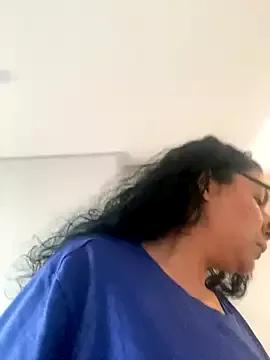 Freechat BigBootyButter on StripChat