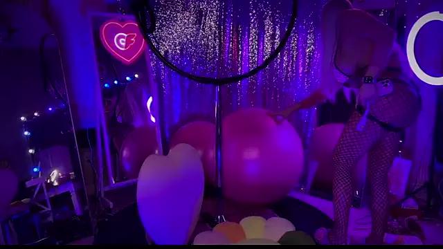 Freechat bimbotwerkqueen on StripChat