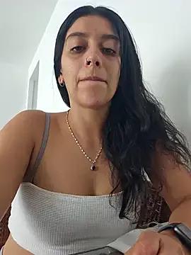 Freechat BrittanyDiaz on StripChat