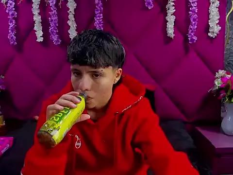 Freechat Bruno_Cruzz on StripChat