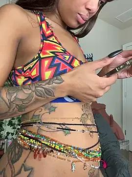 Freechat butterflybootyy on StripChat