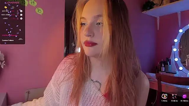 Freechat CarolineLovers on StripChat