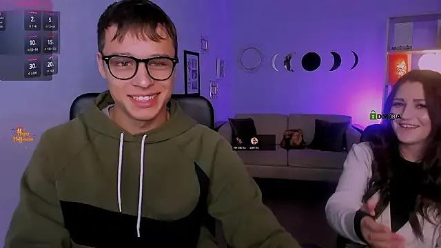 Group catherine_kitty on StripChat