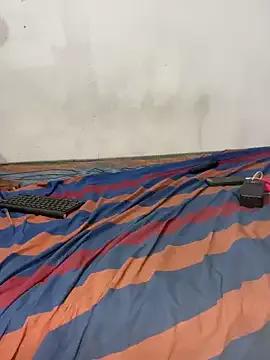 Group celone_couple_22 on StripChat