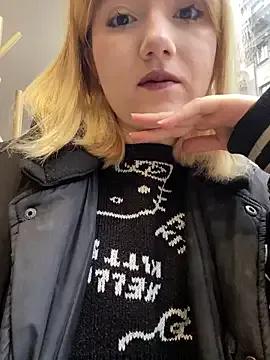 Freechat Cherry___Blossom on StripChat