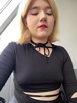 Freechat Cherry___Blossom on StripChat