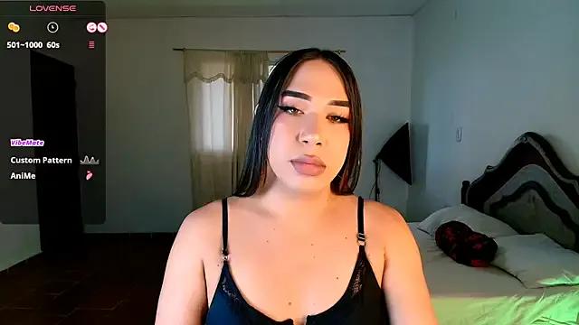 Freechat cristal_0381 on StripChat