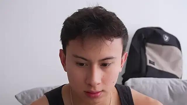 Freechat DeusbelliS on StripChat