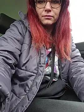 Freechat die-EinHORNY-WG on StripChat