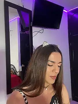 Freechat Dollcatalina on StripChat