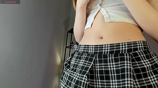 Freechat elfinvibes on StripChat