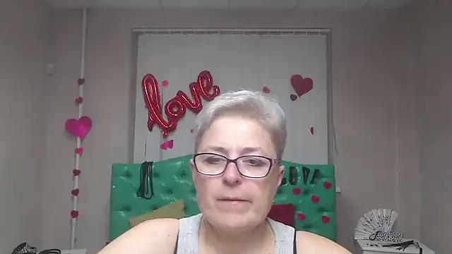 Freechat EmiliaGree on StripChat