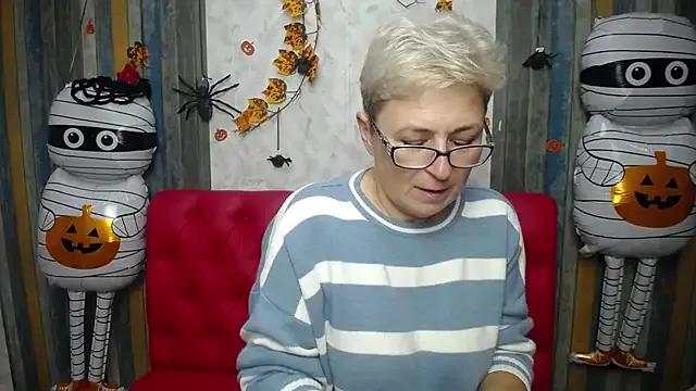 Freechat EmiliaGree on StripChat