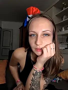 emma4xxx — DSHABILLE MOI / STRIPTEASE