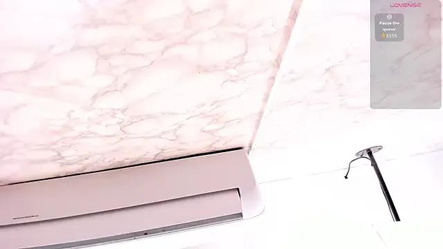 StripChat EXOTIC_EBONY_ is Freechat EXOTIC_EBONY_ — Spit saliva bubbles on tits!