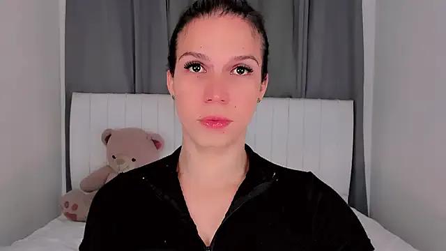 Freechat gatitavenecis on StripChat