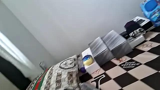 Freechat GlobeTrottieHottie1 on StripChat