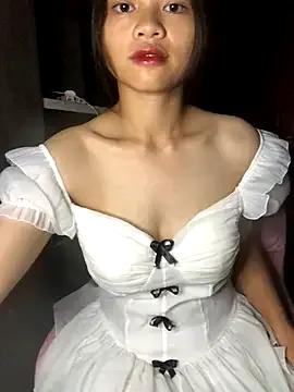 Hana-44 on StripChat 