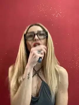 Freechat harleyejoker1 on StripChat