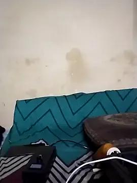 Freechat Hotcherryyyy on StripChat