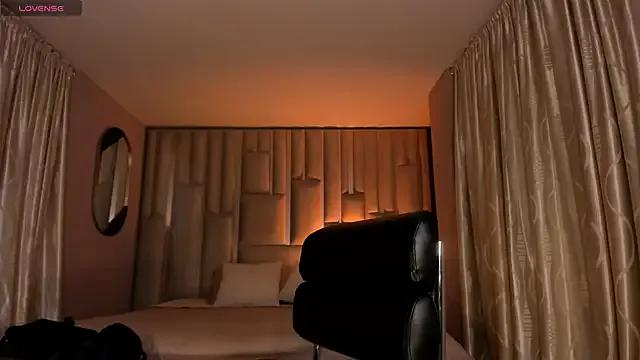 Freechat IsabellaMoreau on StripChat