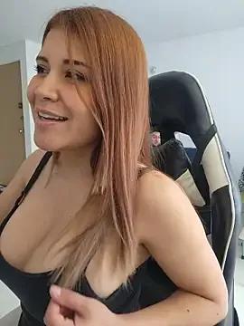 jnilu1227 — Squeezing and sucking tits