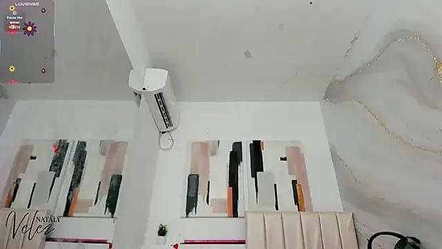 Freechat JOCELYN_SANTANA1 on StripChat