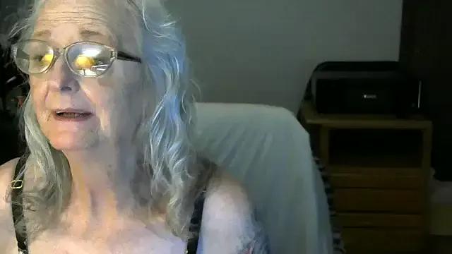 Freechat JoleneDelacroix on StripChat