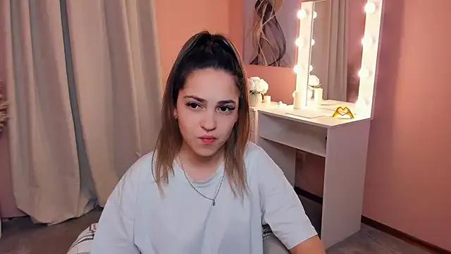 Private JolynnLavelli on StripChat