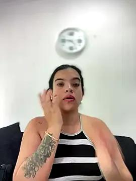 Freechat JuanitaMore01 on StripChat