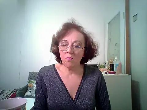 Freechat Julia54391 on StripChat