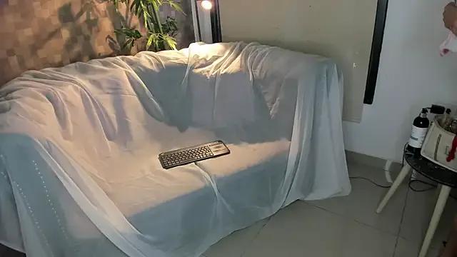 Freechat juliana_luque on StripChat