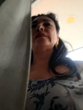 Freechat katysquirtdirty on StripChat