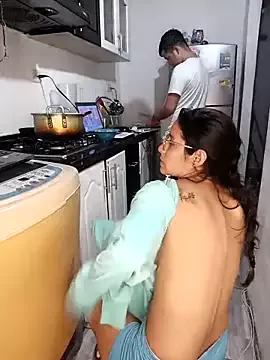 Freechat kingofqueenxxx on StripChat