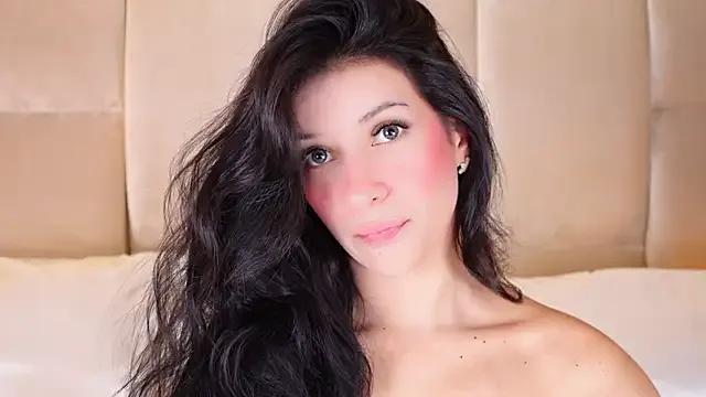 Freechat KiraKayleigh1 on StripChat