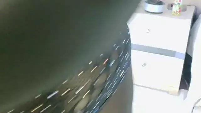 Freechat LilyyBigAss on StripChat