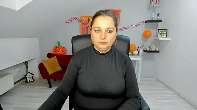 LollaGirl on StripChat 