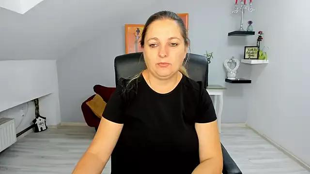 LollaGirl on StripChat 