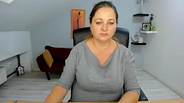 LollaGirl on StripChat 