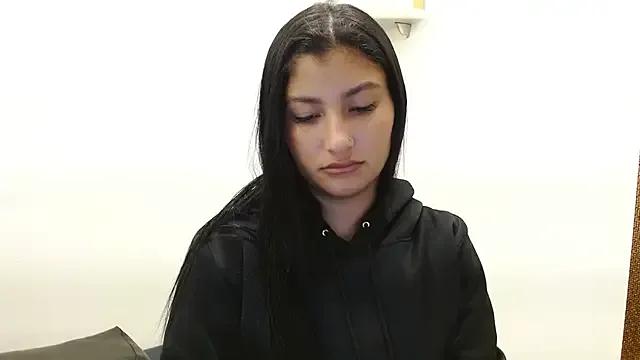 Freechat louis_k on StripChat