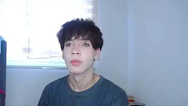 Freechat lucky_stricke on StripChat