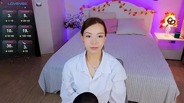 Freechat LumMina on StripChat