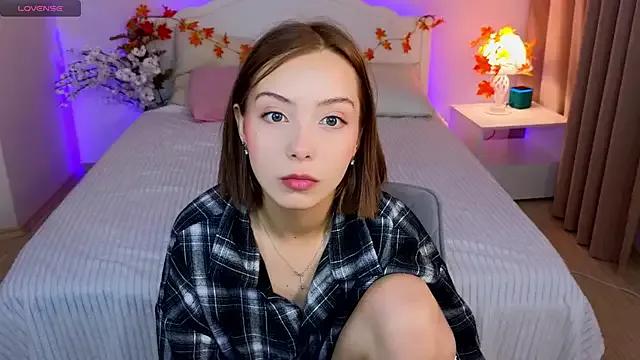 Freechat LumMina on StripChat