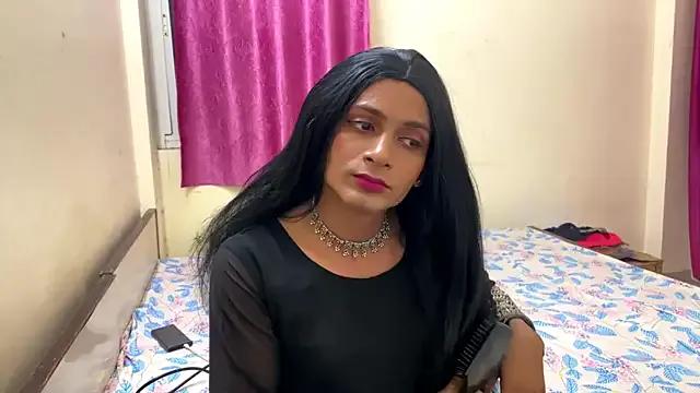 Freechat LuvLayla on StripChat