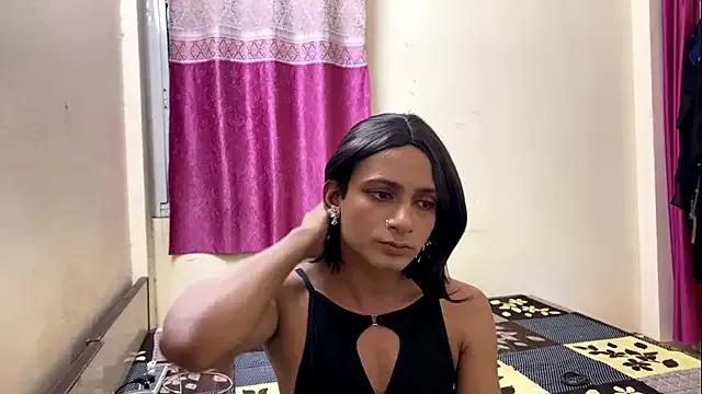 Freechat LuvLayla on StripChat