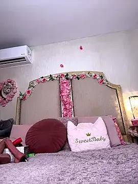 Freechat maddisonblush on StripChat