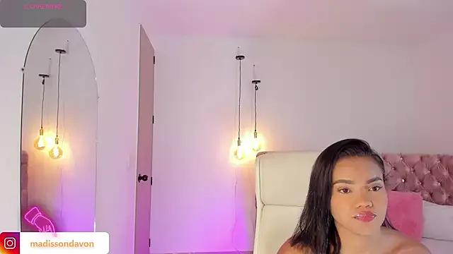 Freechat madisson_davon on StripChat