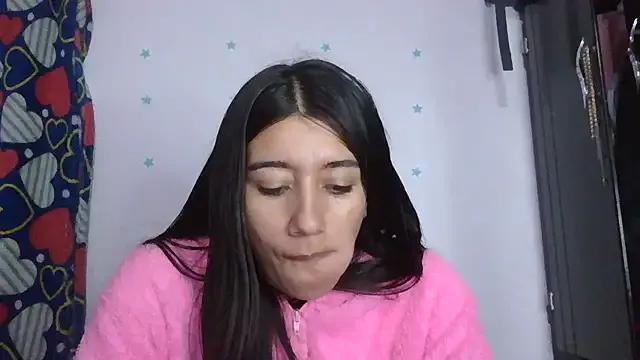 Madow_Lu — show tits