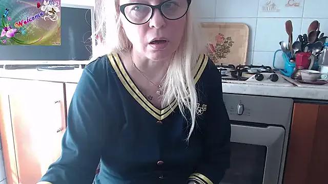 Freechat martachatte on StripChat