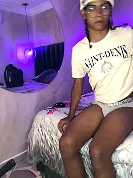 Freechat Maxim-Walker on StripChat